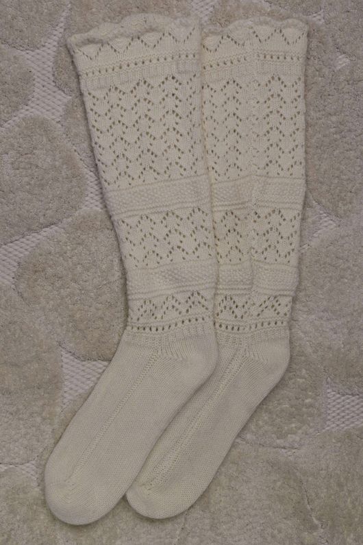 Pointelle Knit Slouch Socks Ecru